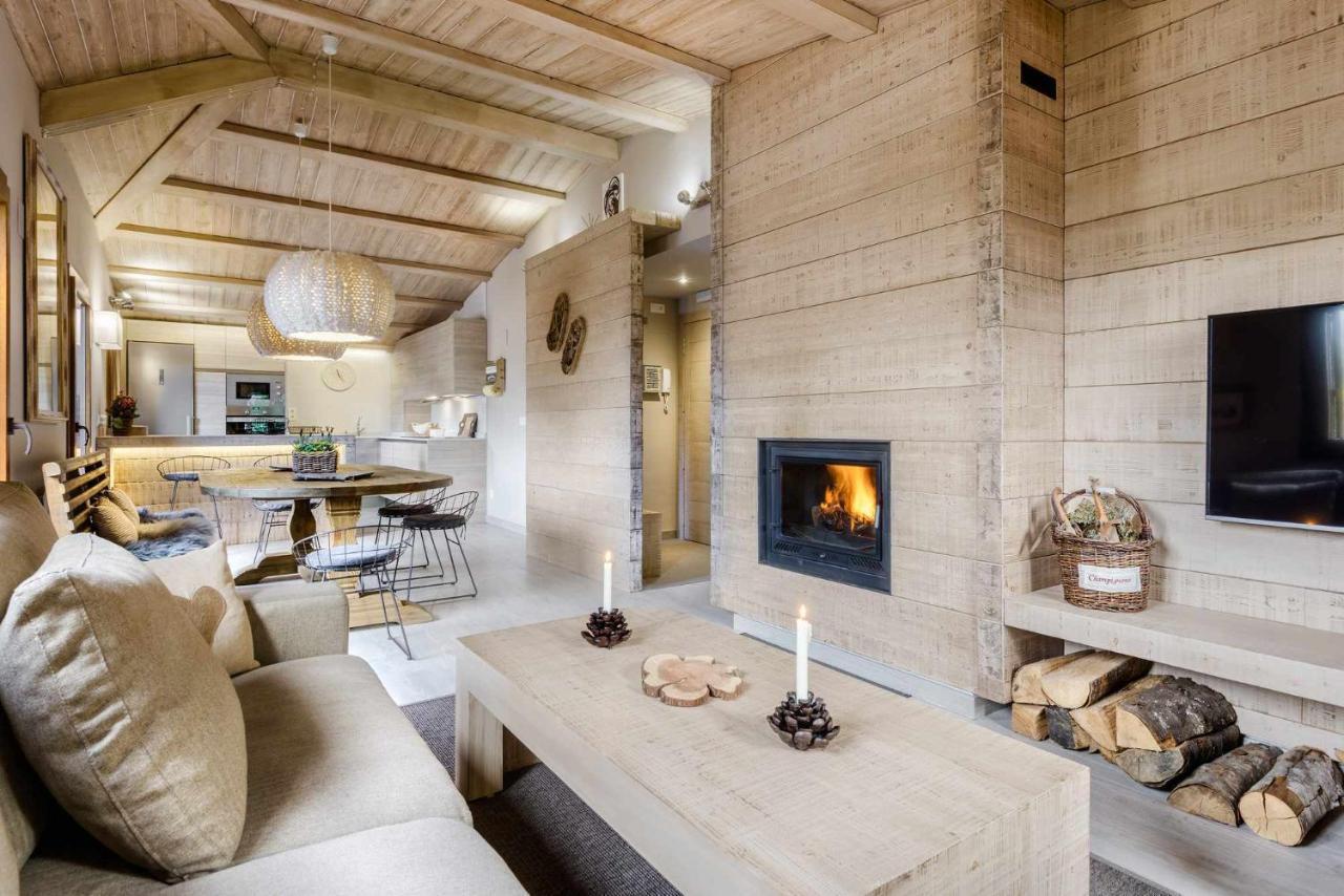 Montelia Atico El Ciervo De Panticosa Appartement Buitenkant foto